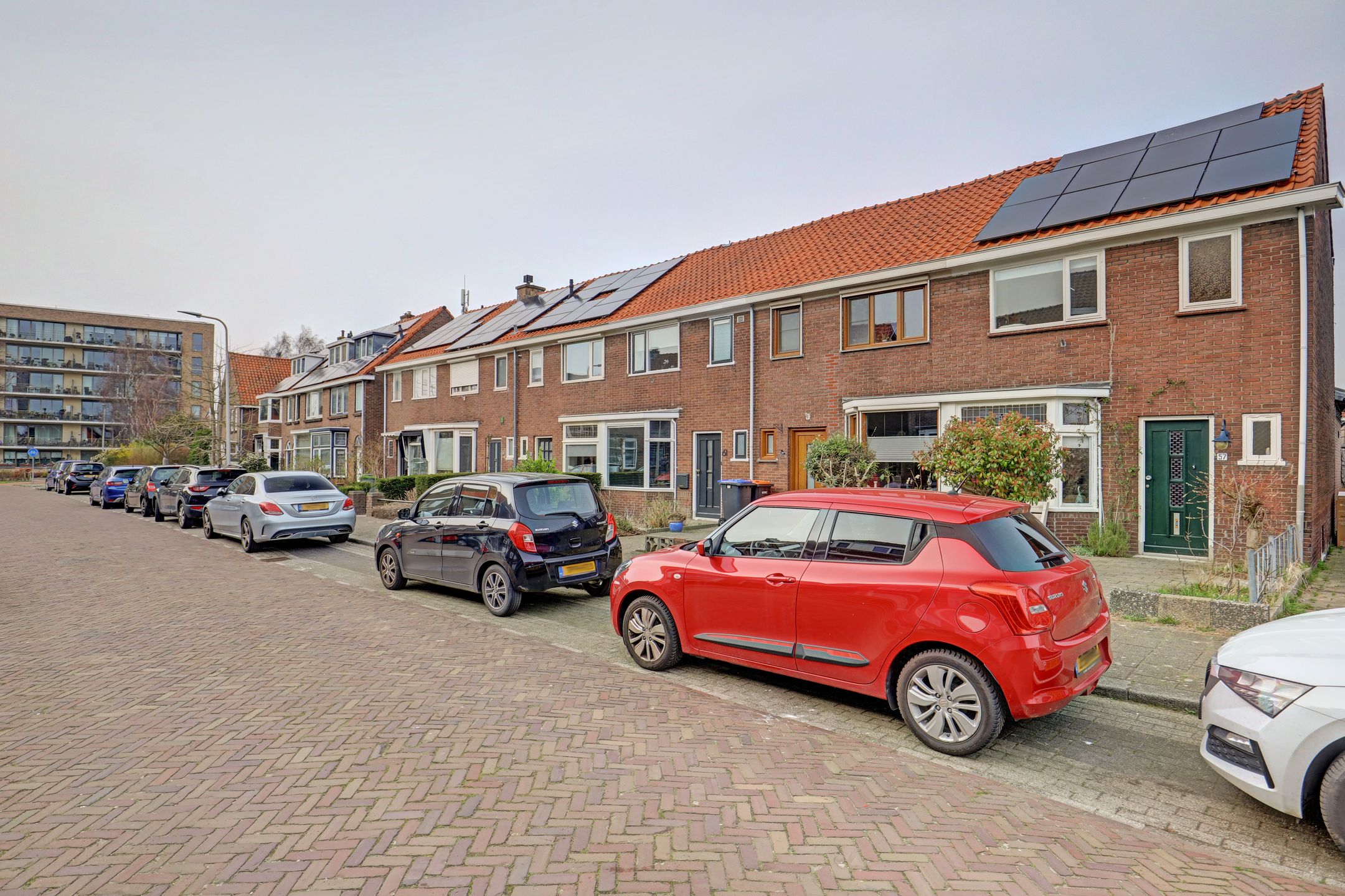 Photo 36 of Prins Bernhardstraat 57