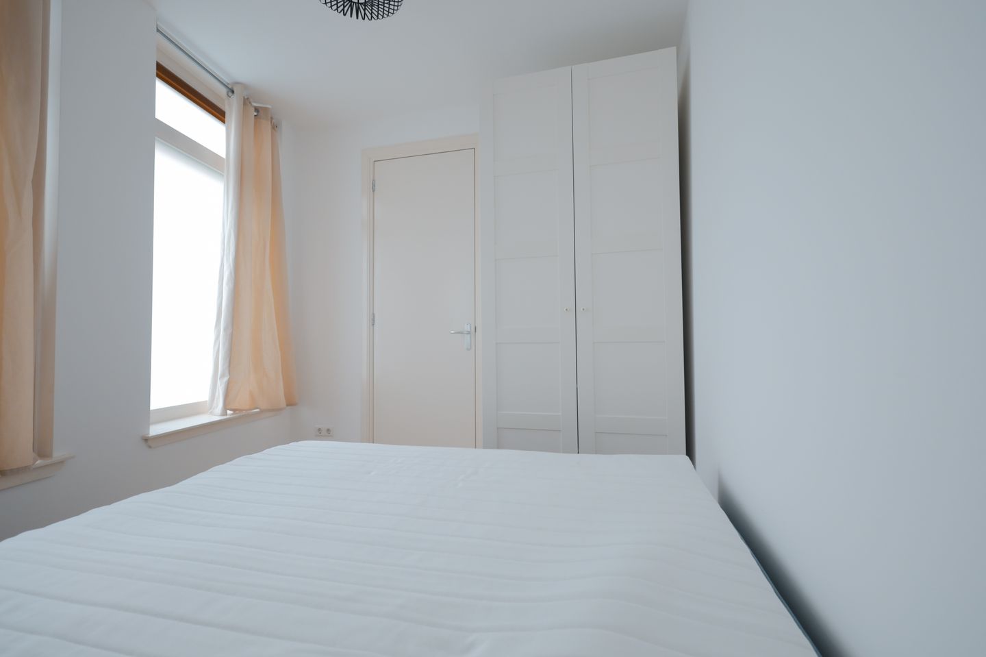 Photo 14 of Sint Willibrordusstraat 62-F