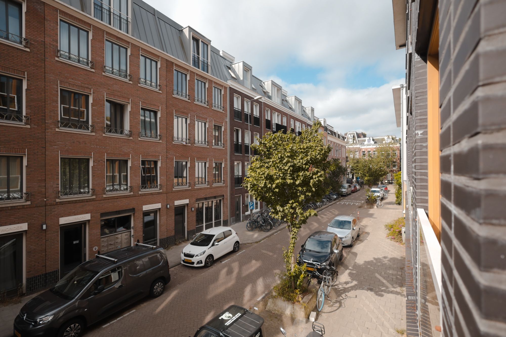 Photo 18 of Sint Willibrordusstraat 62-F
