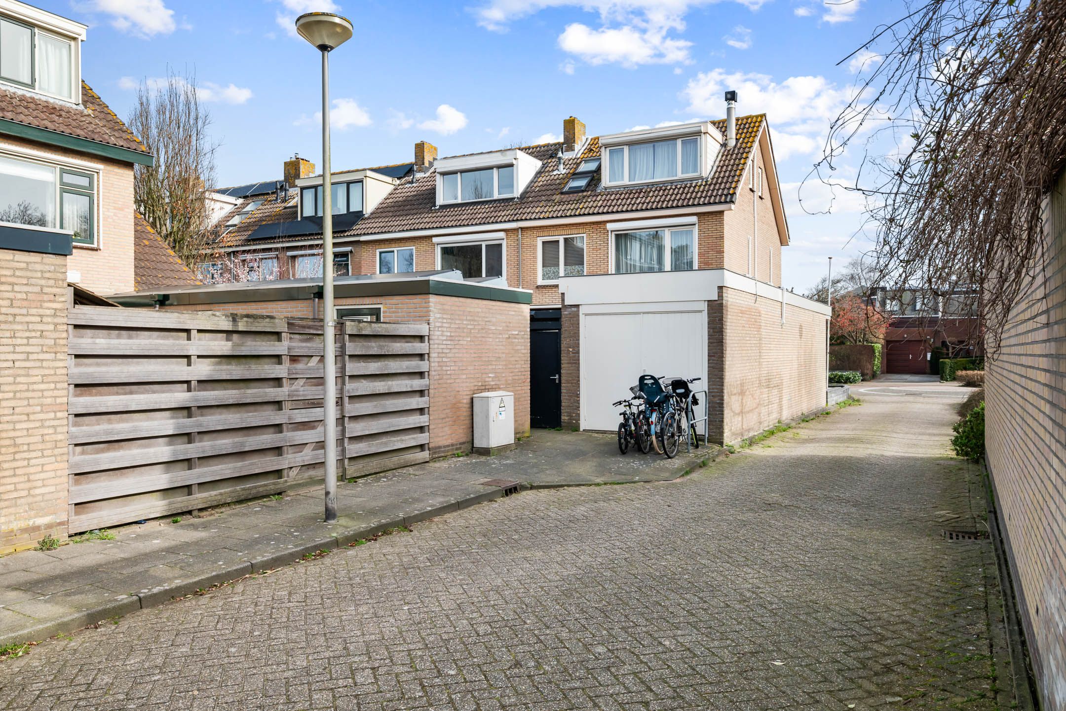 Foto 48 van Floris Balthasarstraat 11