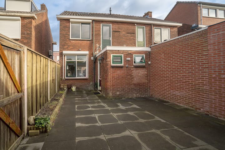 Photo 4 of Burgemeester Jacobsstraat 40