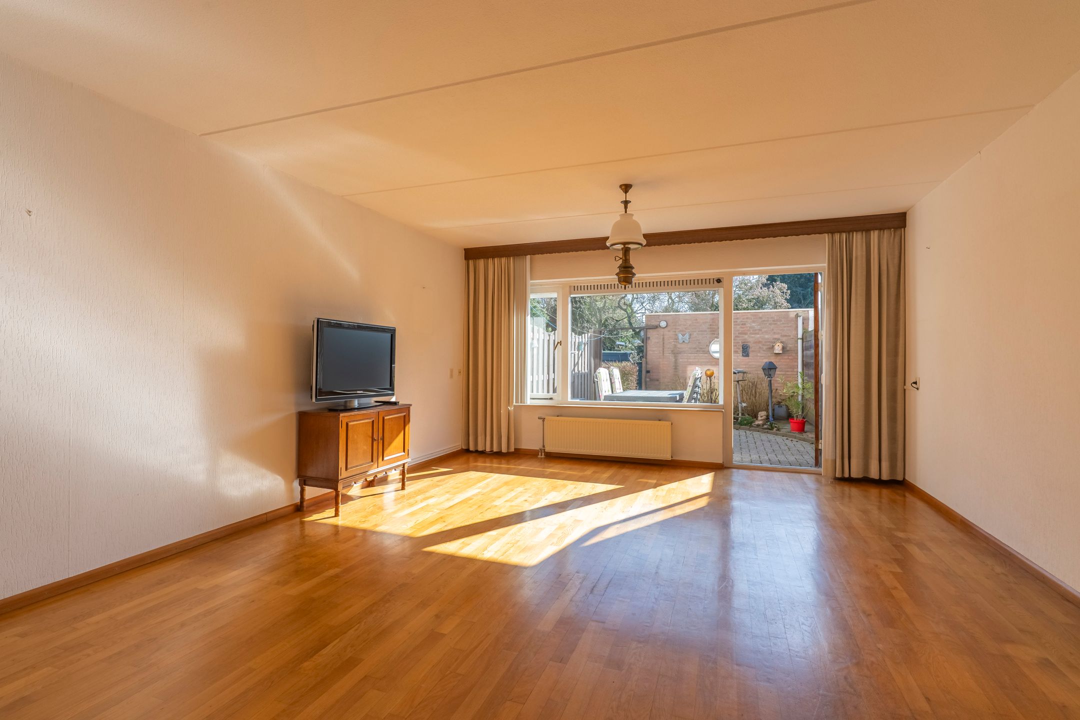 Foto 6 van P. Petersstraat 52