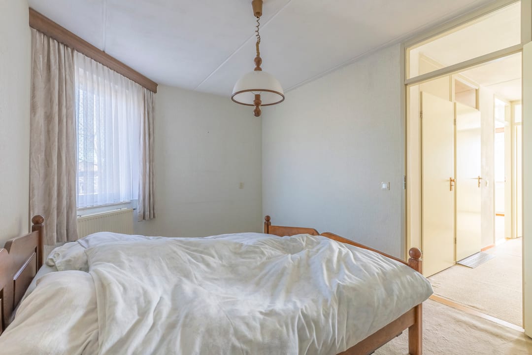 Foto 16 van P. Petersstraat 52