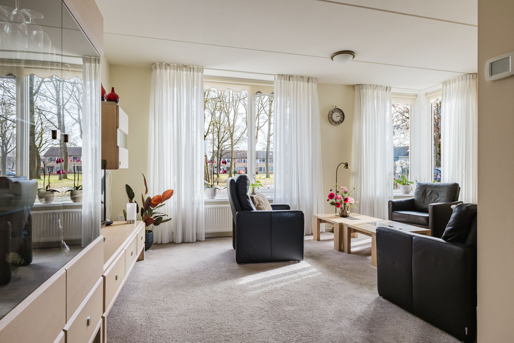 Spacious and well maintained semi detached house with garage in quiet Wijnjewoude — 22