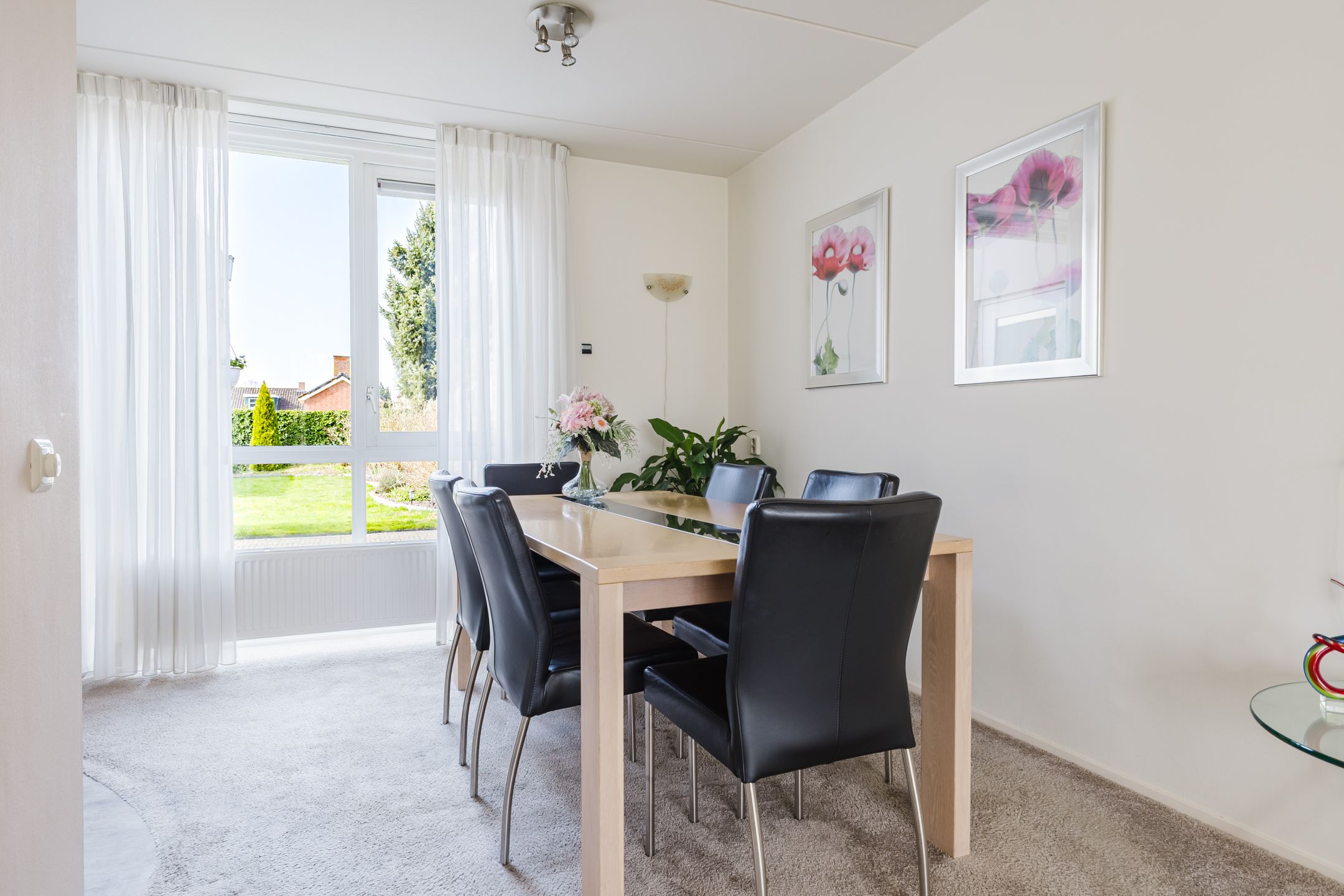 Spacious and well maintained semi detached house with garage in quiet Wijnjewoude — 25