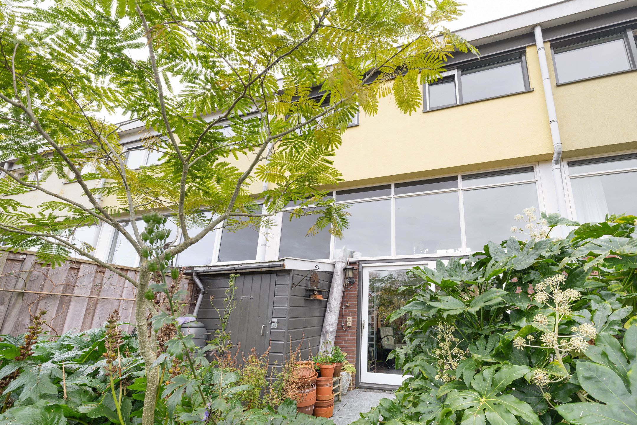 Split-Level Home with Water Views and Private Dock in Wormerveer — 21