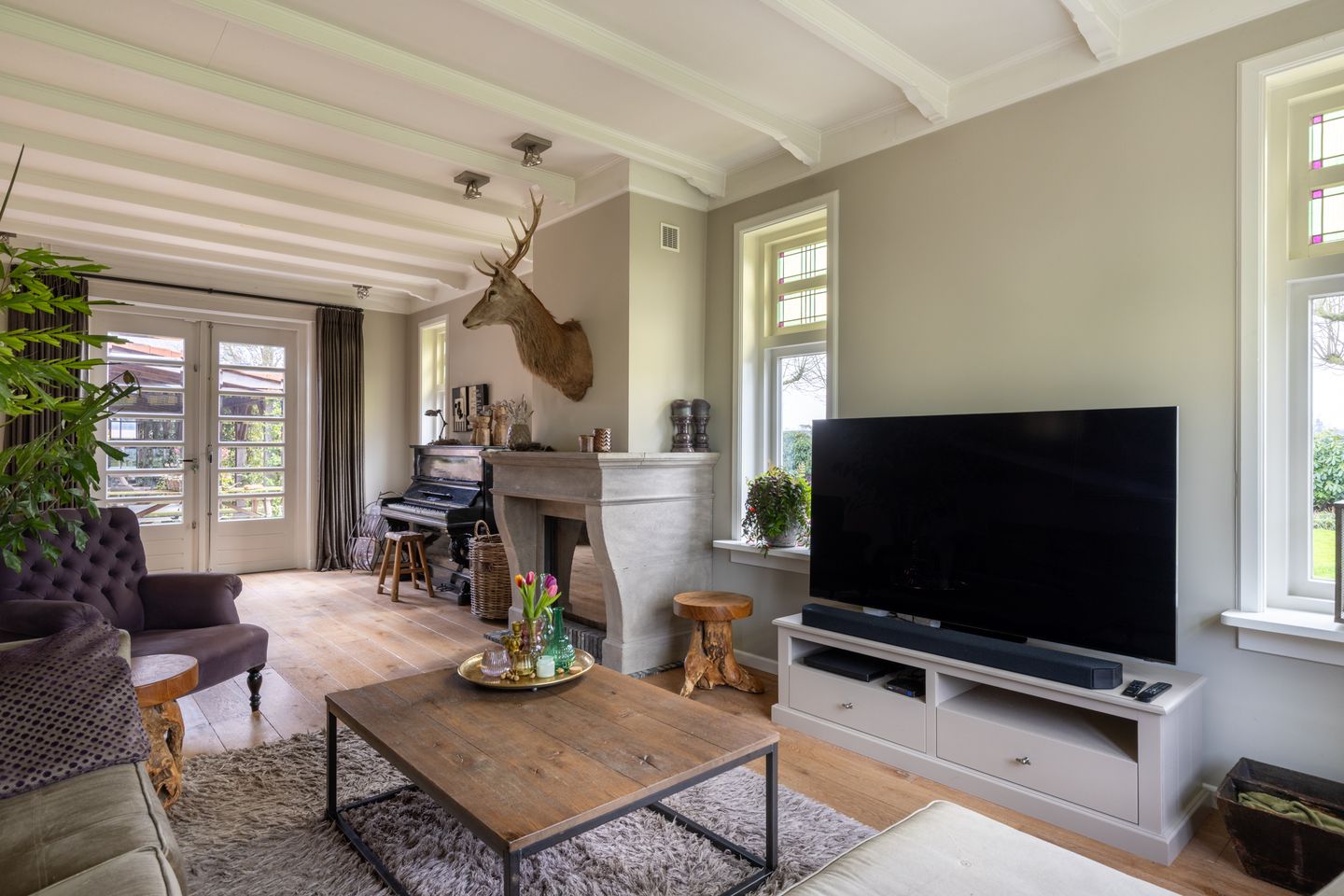 Stately Country Home with Private Driveway and Spacious Plot in Rucphen — 14