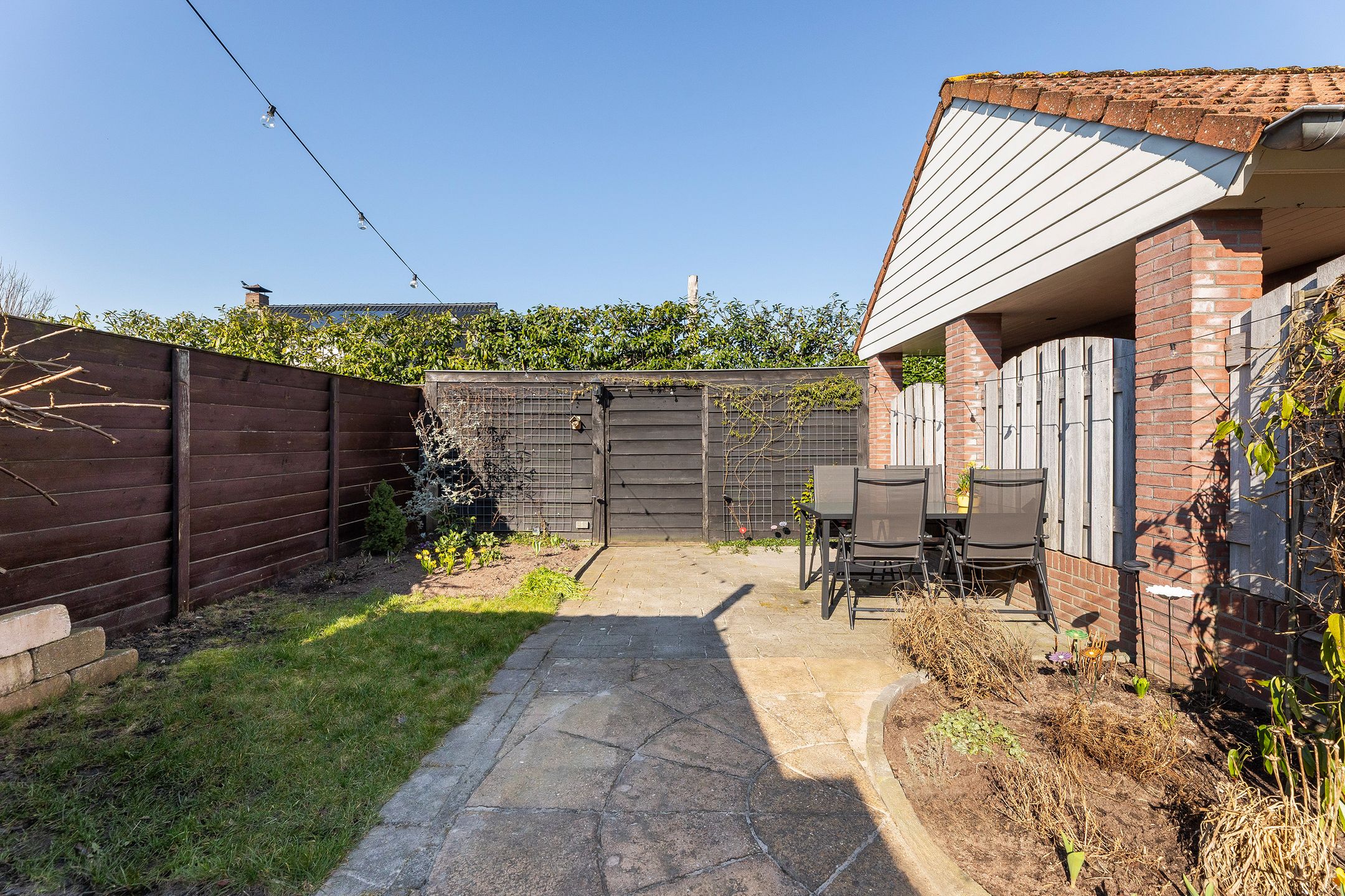 Foto 30 van Ribesstraat 14