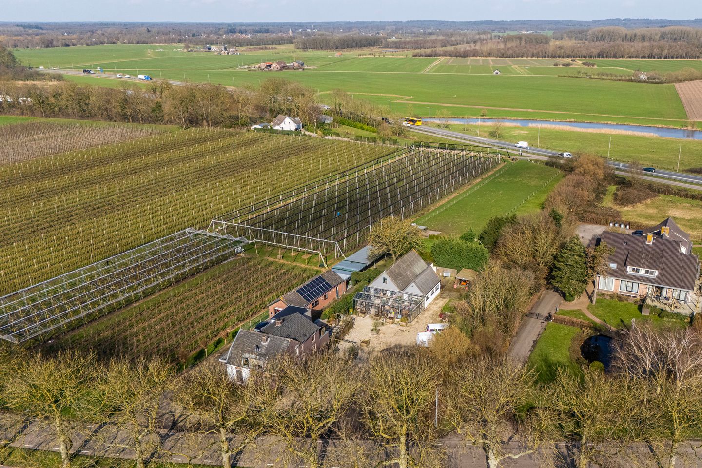 Foto 74 van Groenewoudseweg 11