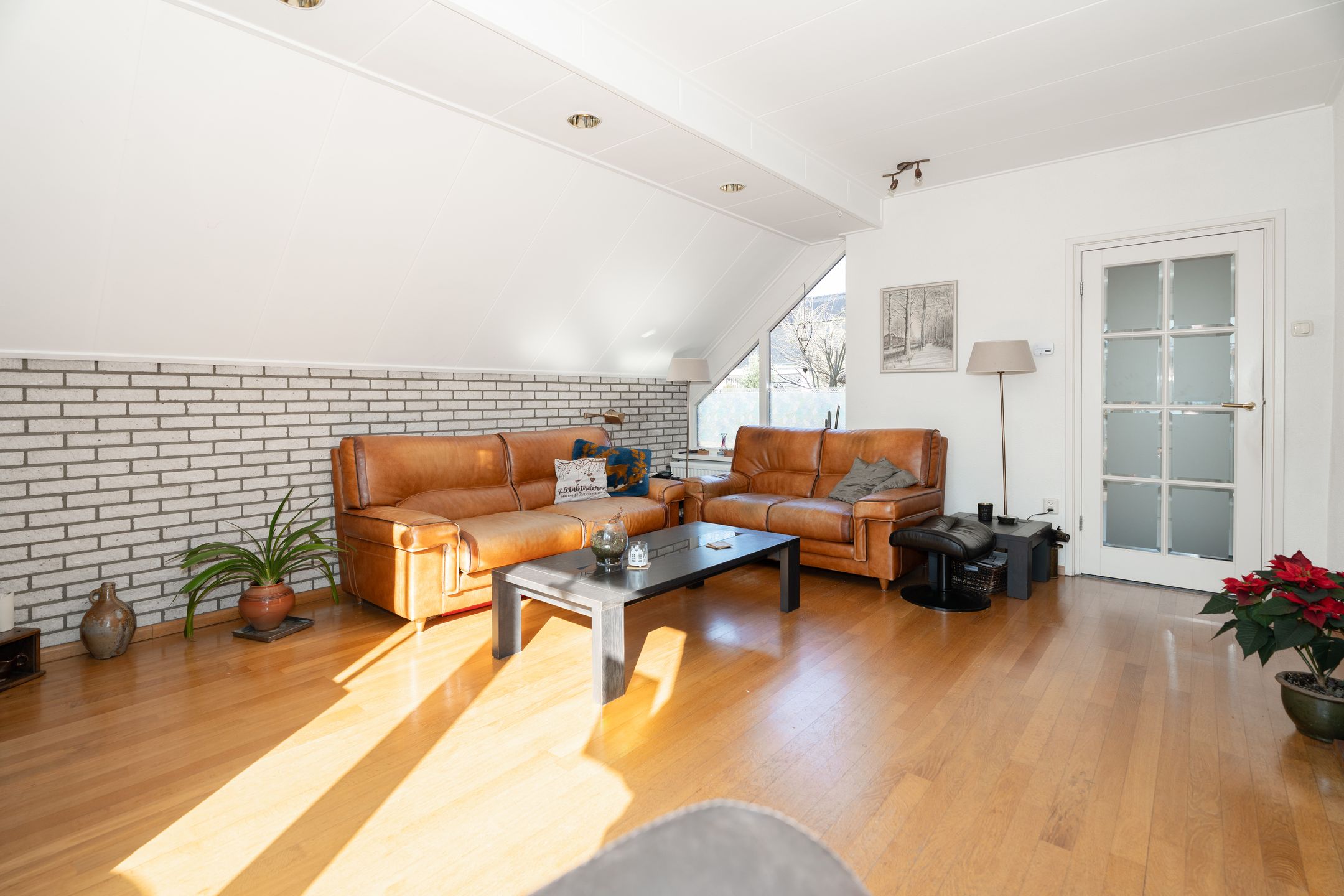 Photo 9 of Meidoornstraat 5