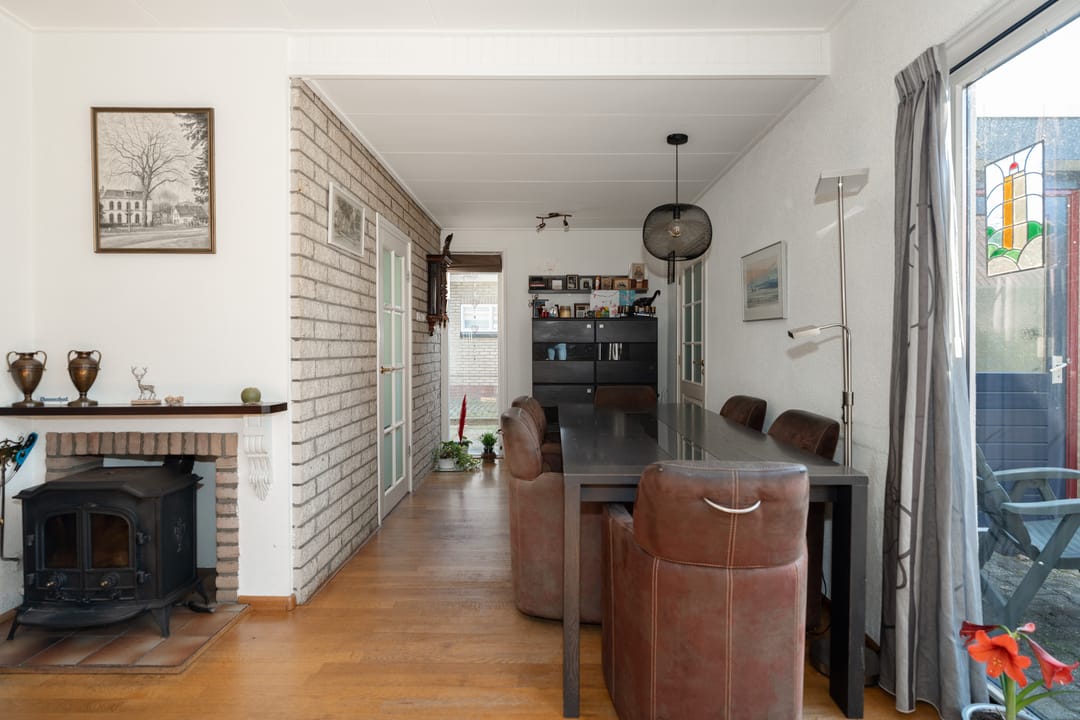 Photo 11 of Meidoornstraat 5