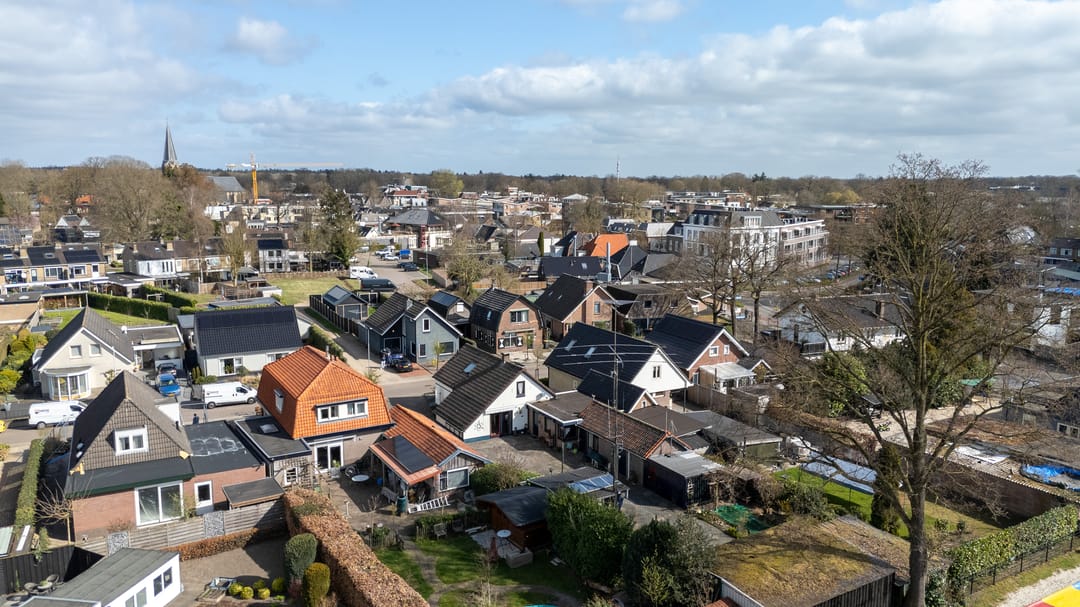 Photo 41 of Meidoornstraat 5