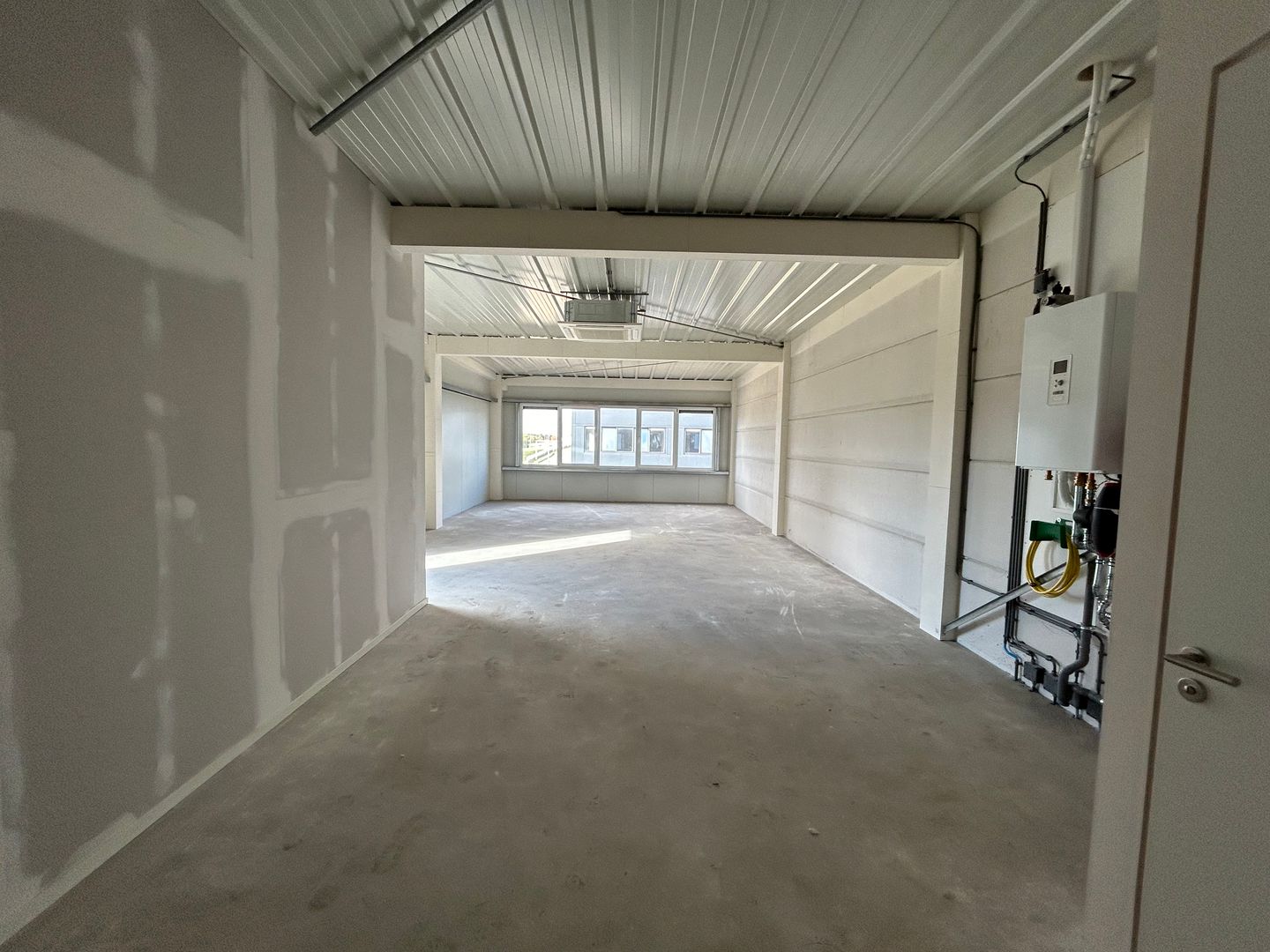 View photo 5 of Honderdland 976