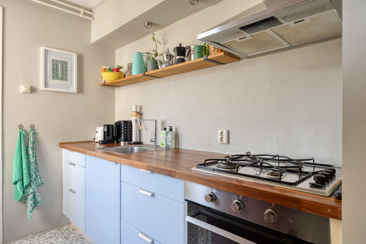 Photo 10 of Tollensstraat 145