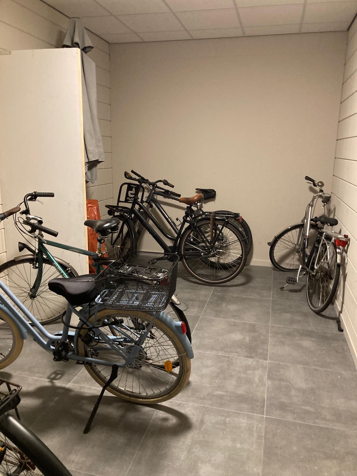 Photo 15 of Achterdam 20-D