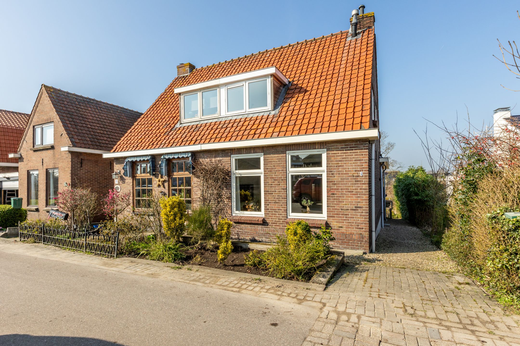 Buying a house in The Netherlands., Oost Ringdijk 4