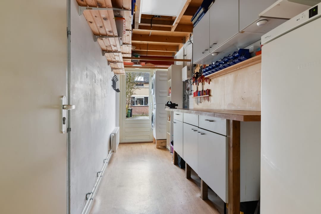 Spacious and sustainable corner house with office potential in Gouda Goverwelle — 20