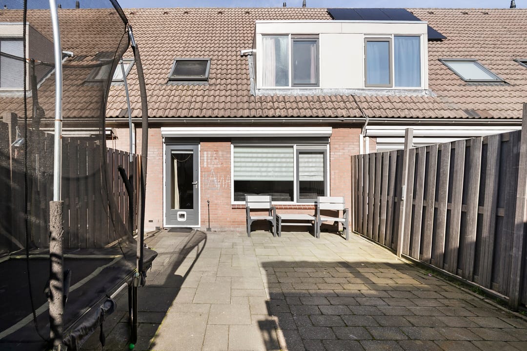 Photo 32 of Dotterbloem 7