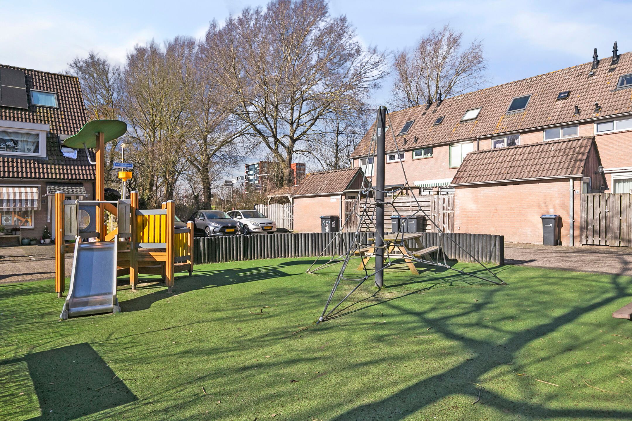 Photo 33 of Dotterbloem 7