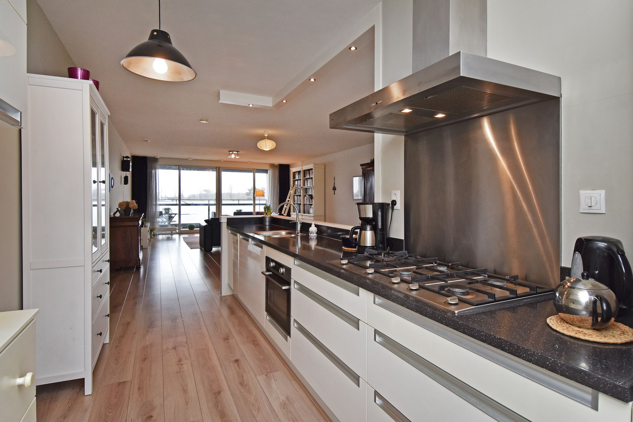 Photo 24 of Tjalie Robinsonduin 94