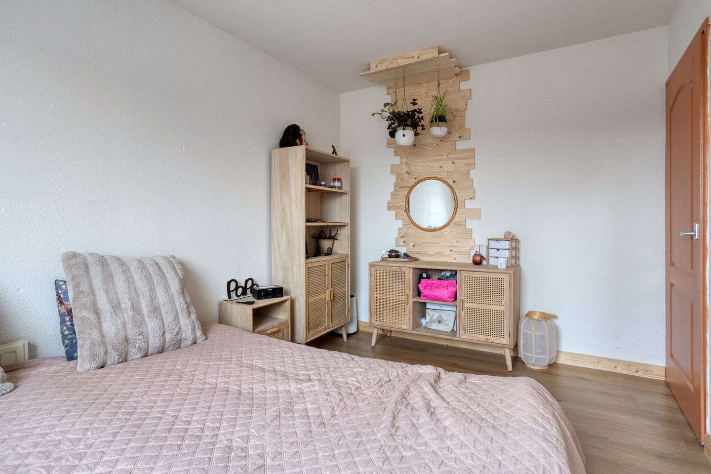 Spacious detached family home with 5 bedrooms and sunny garden in Sluiskil — 17