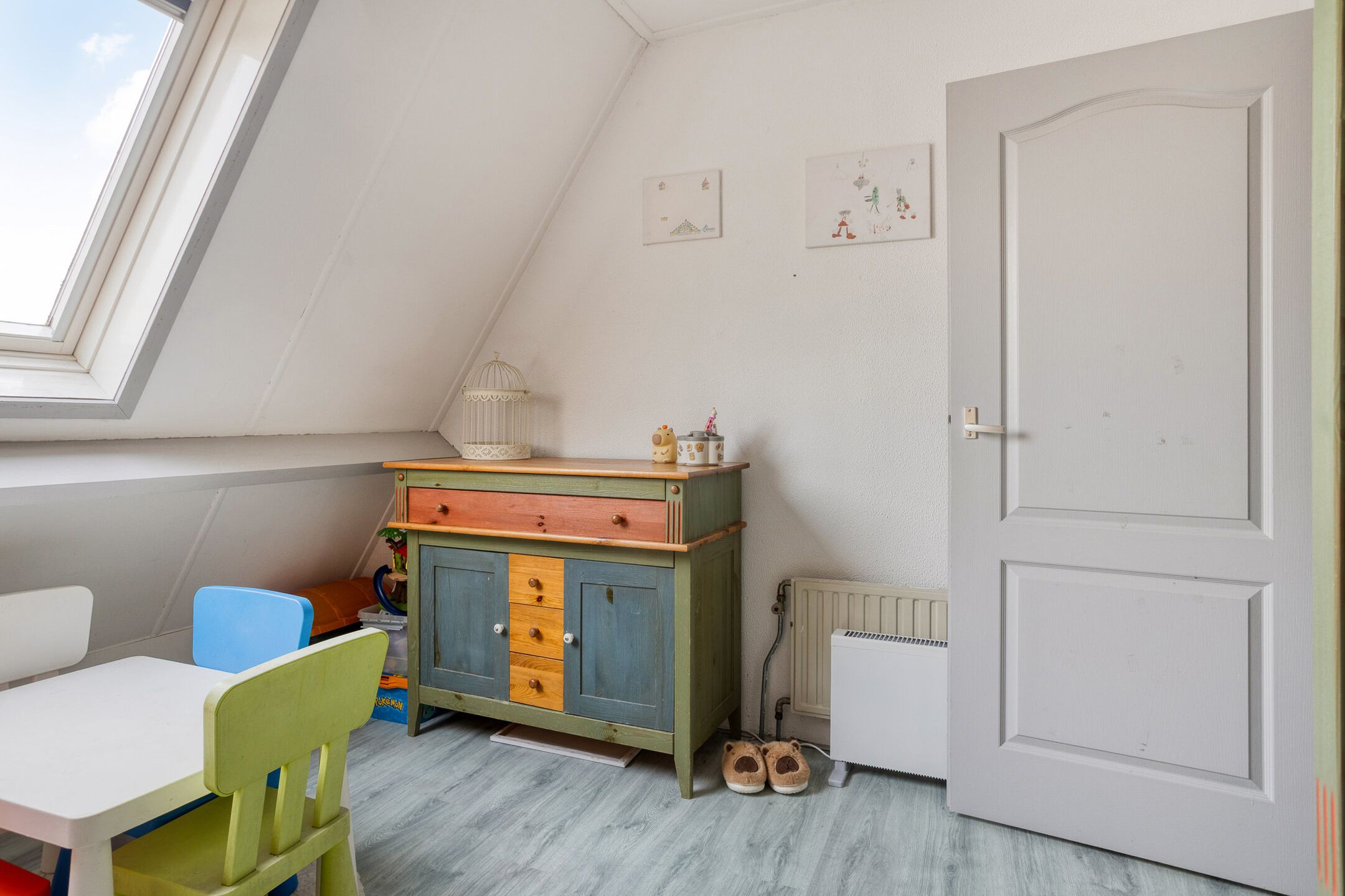Spacious detached family home with 5 bedrooms and sunny garden in Sluiskil — 21