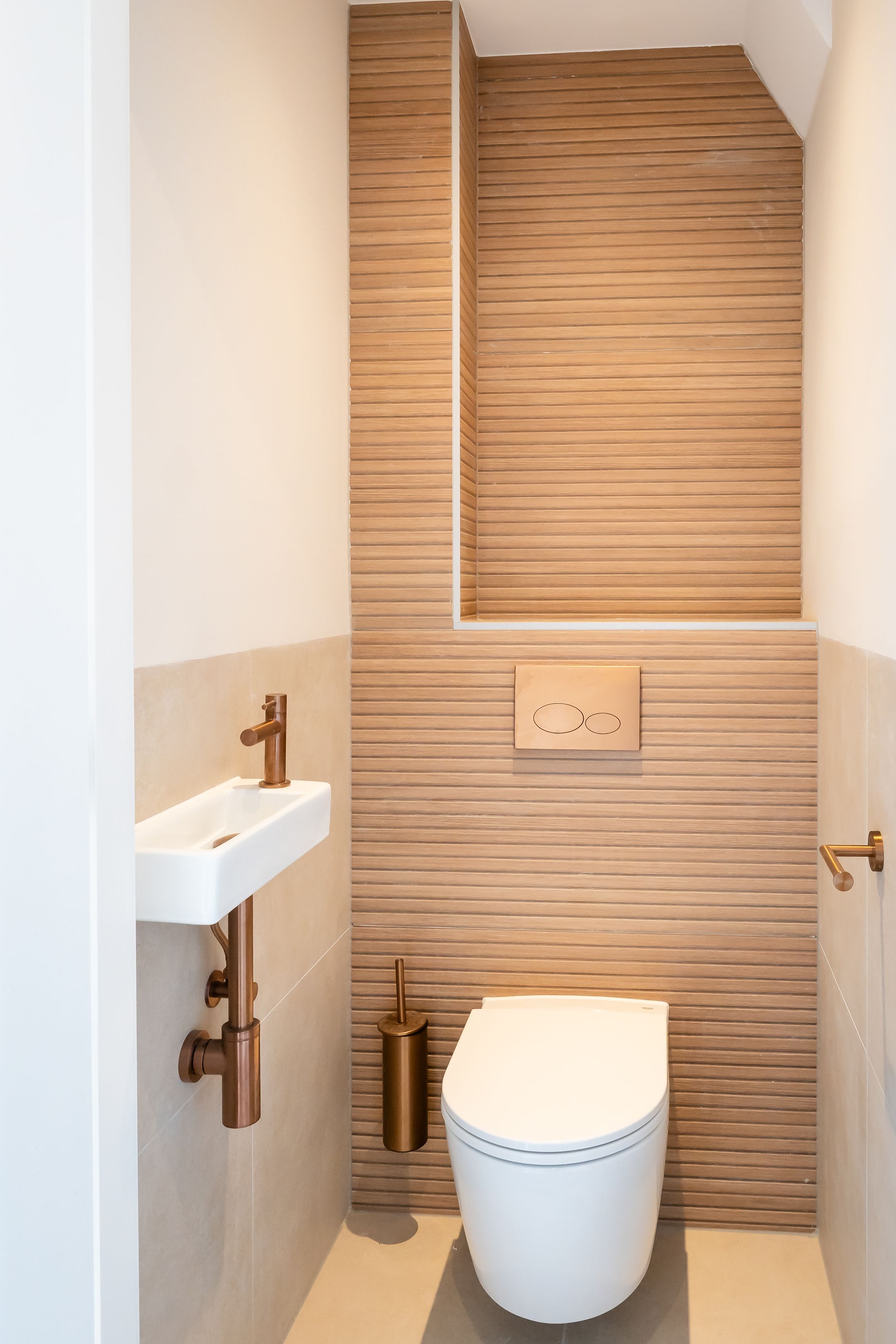 Foto 33 van Gevers Deynootweg 1312