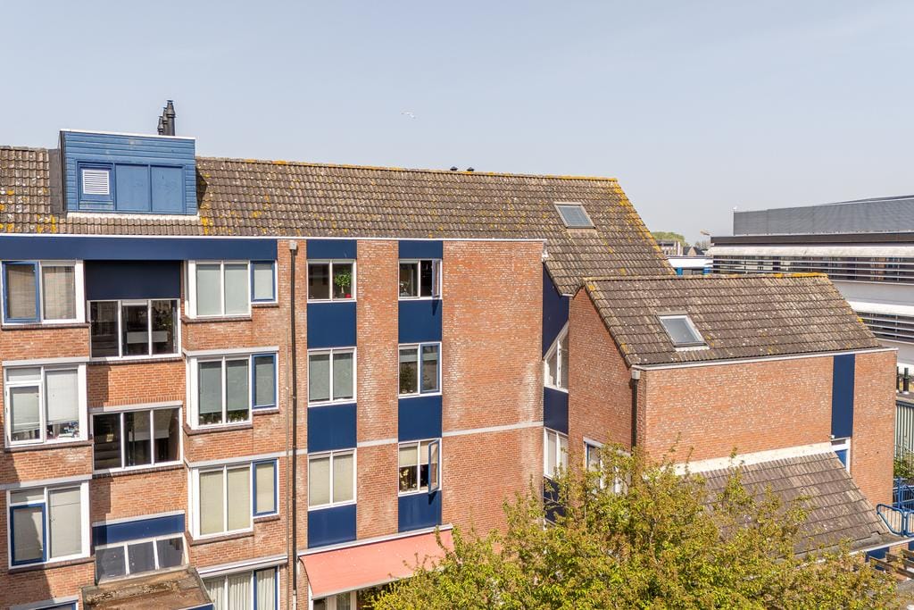 Photo 2 of Van Dishoeckstraat 68