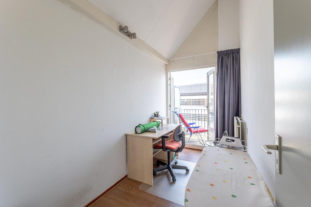 Photo 21 of Van Dishoeckstraat 68