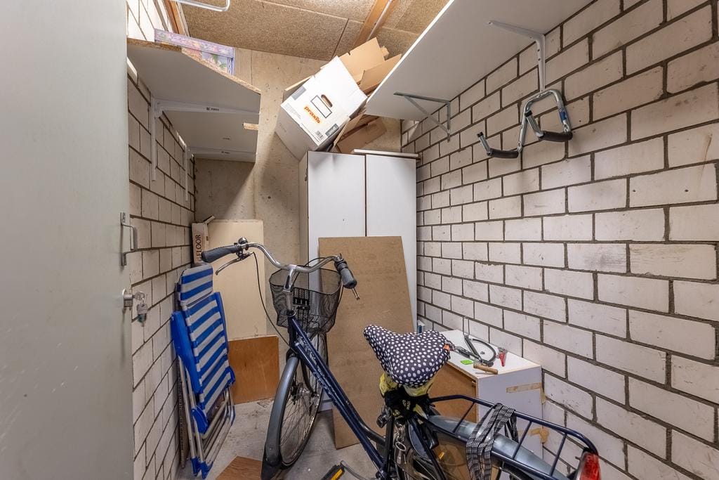 Photo 25 of Van Dishoeckstraat 68