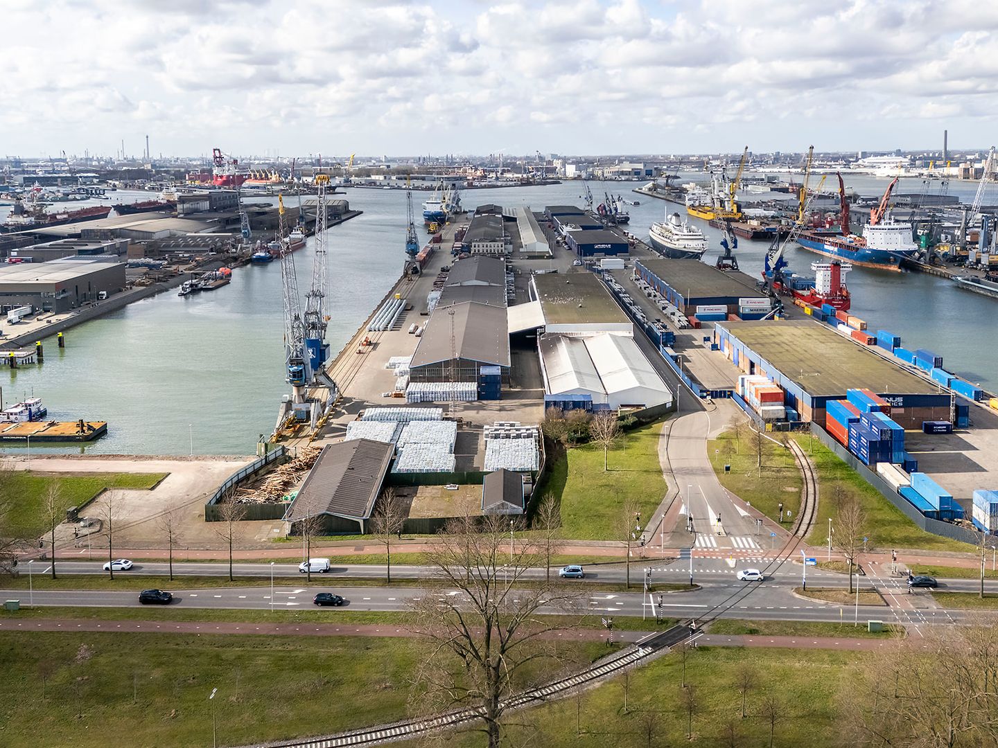 Bekijk foto 3 van Dodewaardstraat 12-14