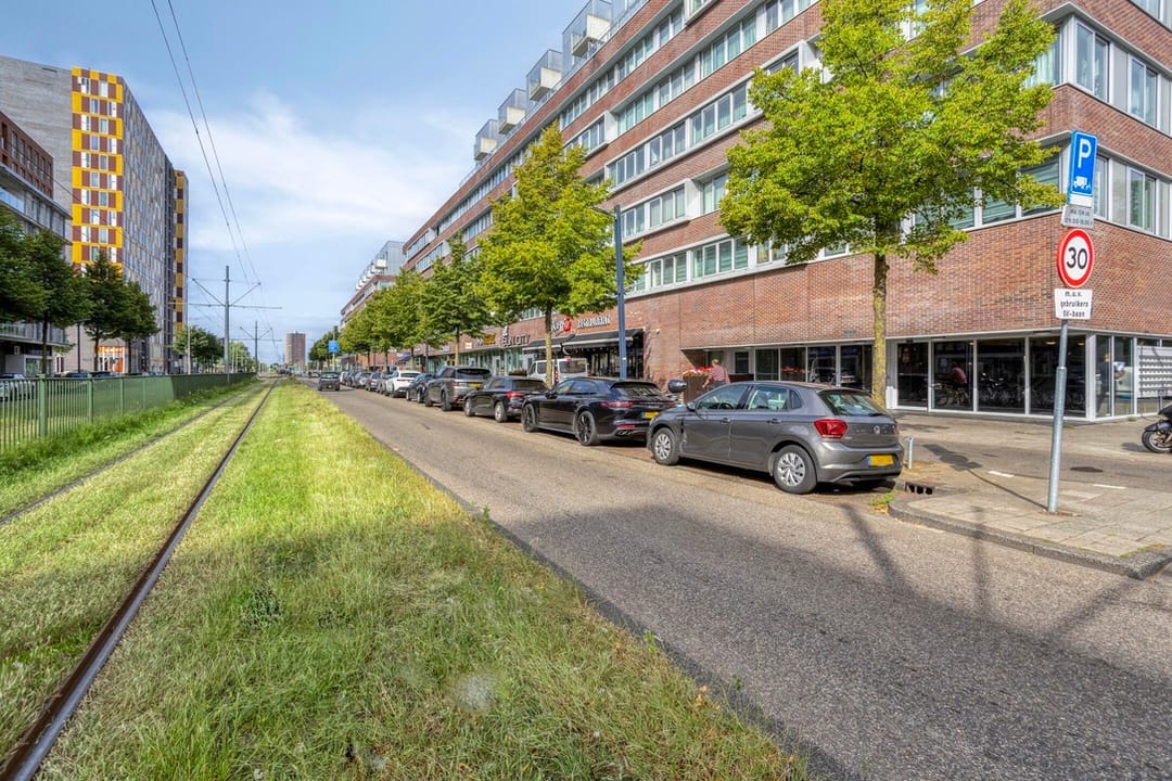 Photo 32 of J.S. Ruppertstraat 13