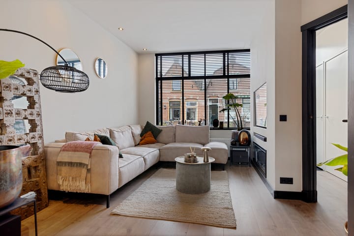 Photo 4 of Nieuwpoortslaan 61