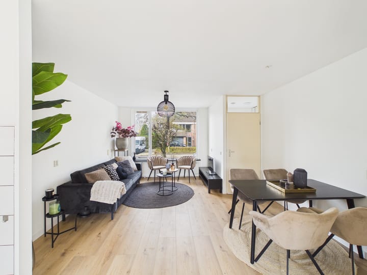 Photo 3 of Klaprooslaan 76