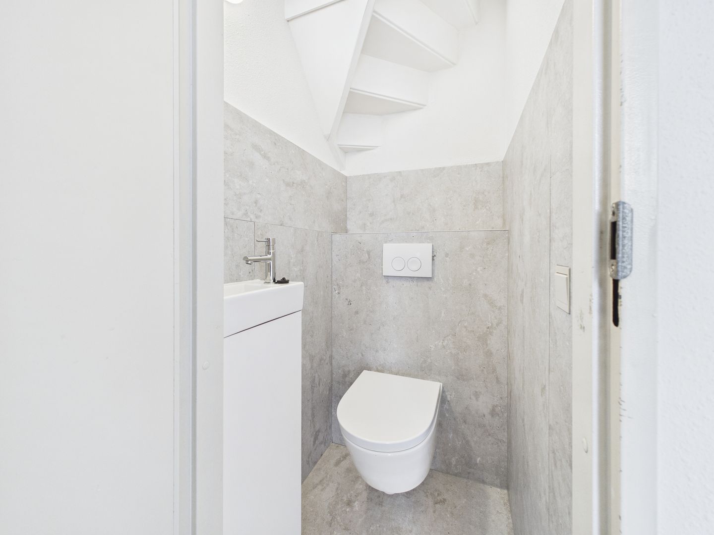 Photo 14 of Klaprooslaan 76