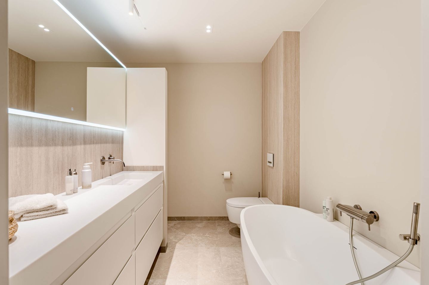 Photo 35 of Bellefroidlunet 20-D