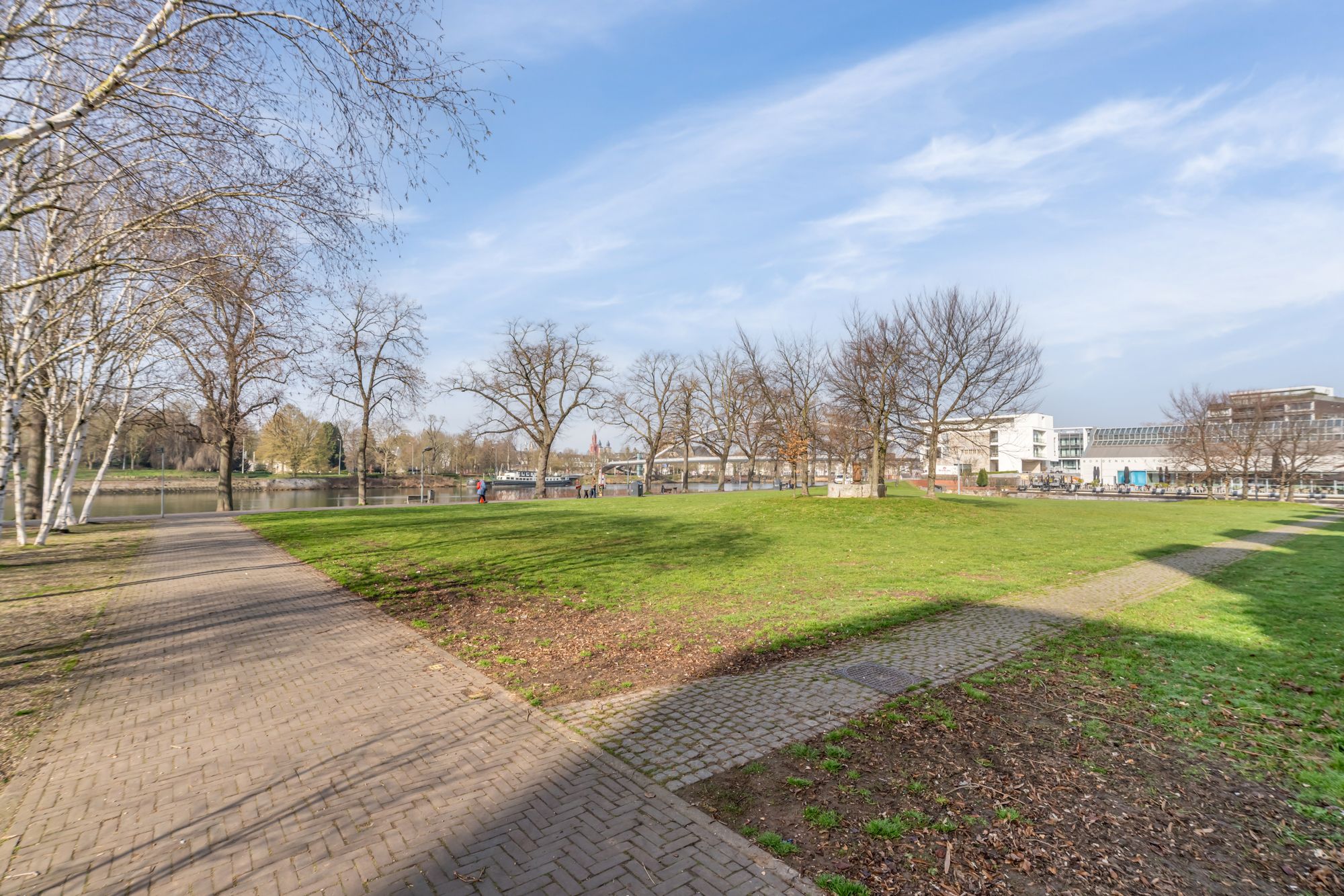 Photo 39 of Bellefroidlunet 20-D