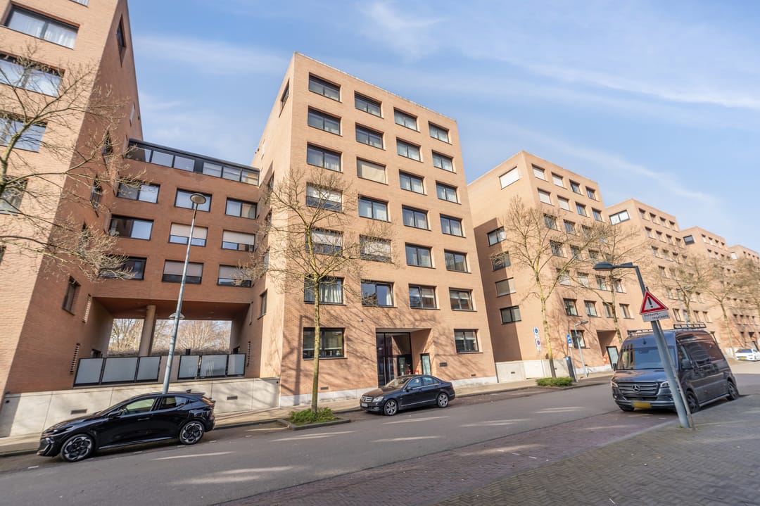 Photo 41 of Bellefroidlunet 20-D