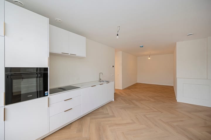 Photo 2 of Frederik Hendriklaan 85-B