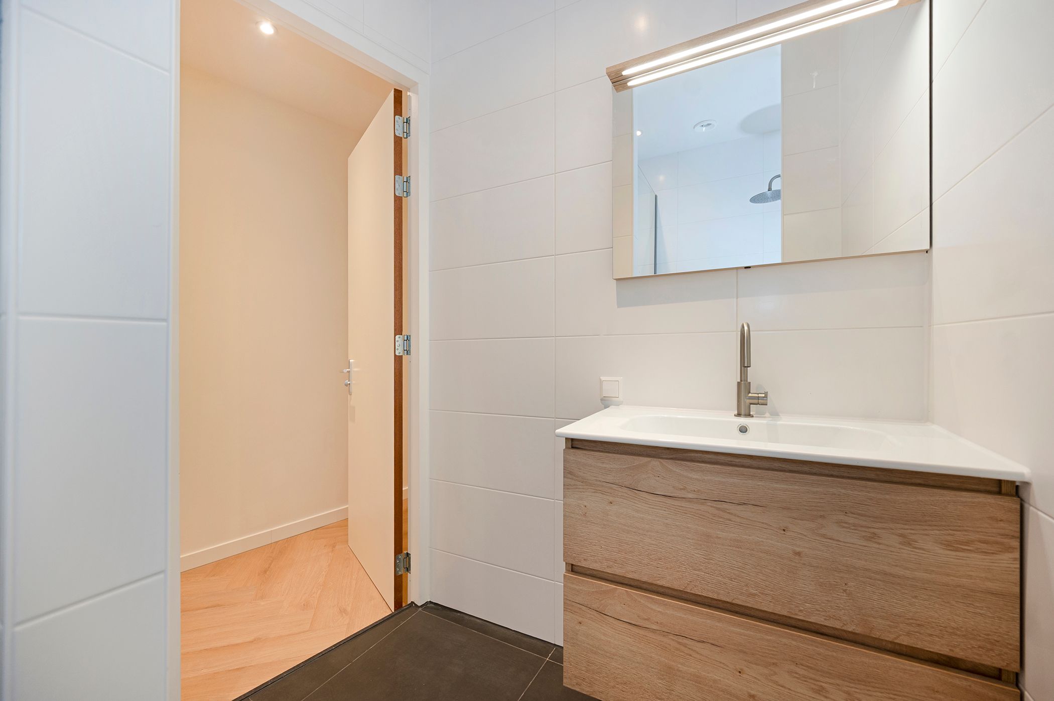 Foto 21 van Frederik Hendriklaan 85-B1