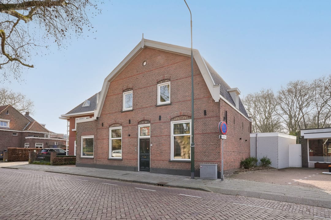 Photo 52 of Stationsstraat 34