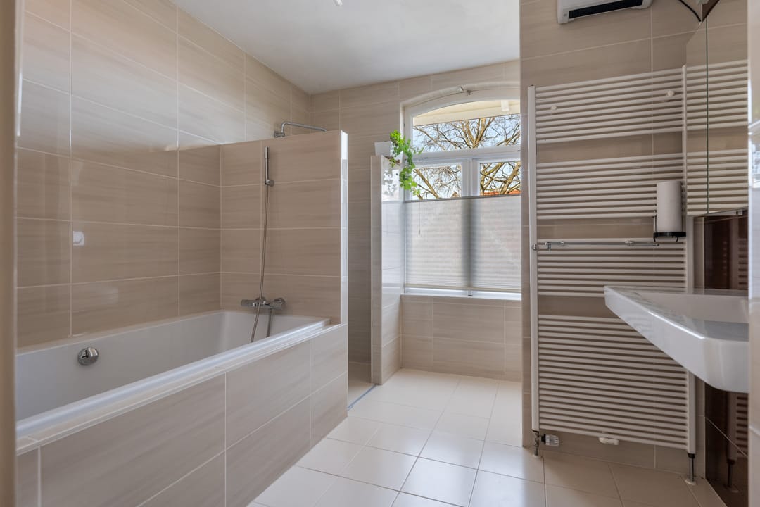 Photo 32 of Nijverheidsstraat 1