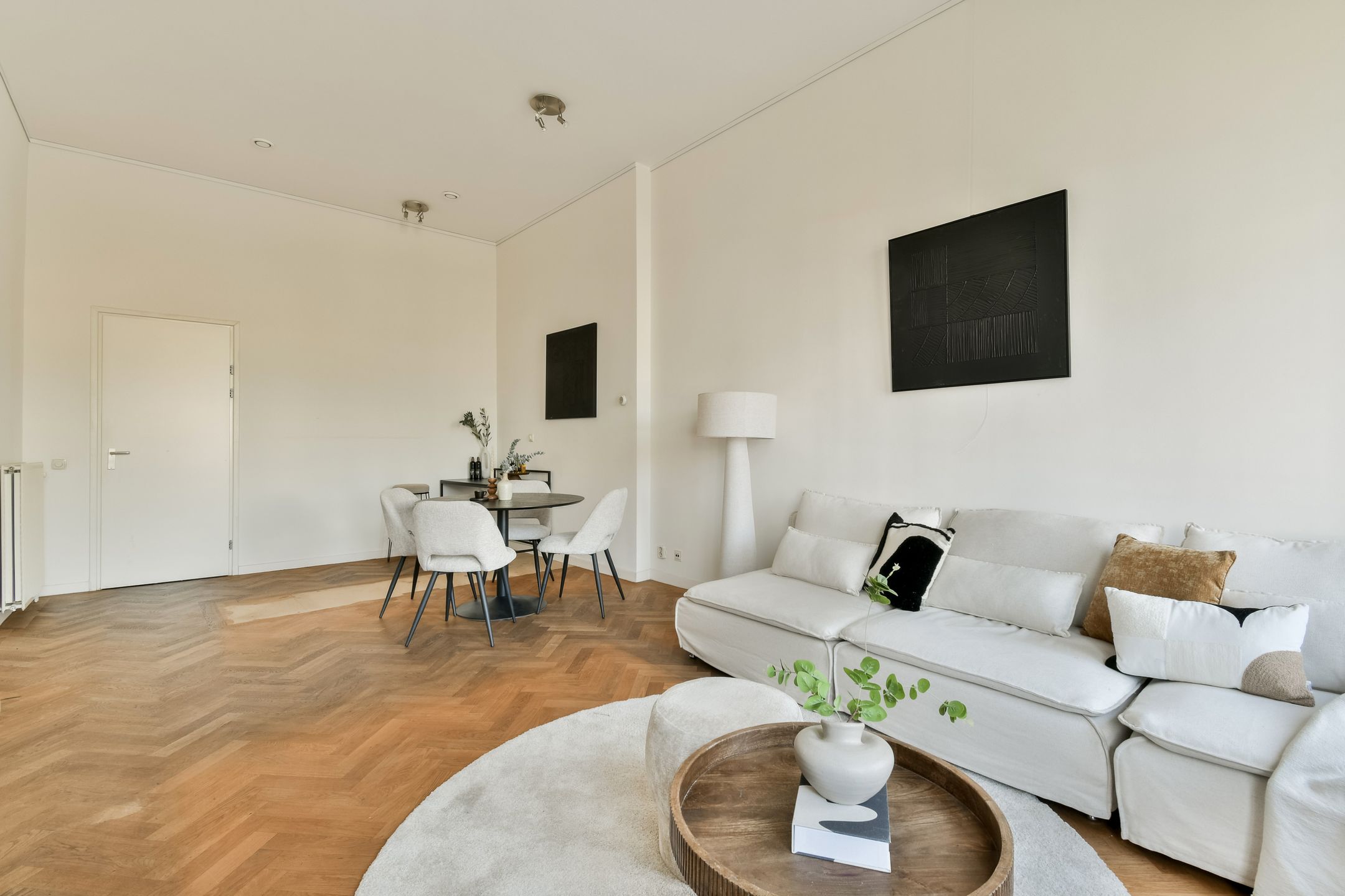 Photo 6 of Amstel 182-B