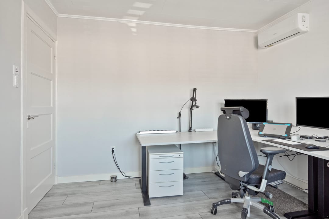 Photo 23 of Bredeweg 377