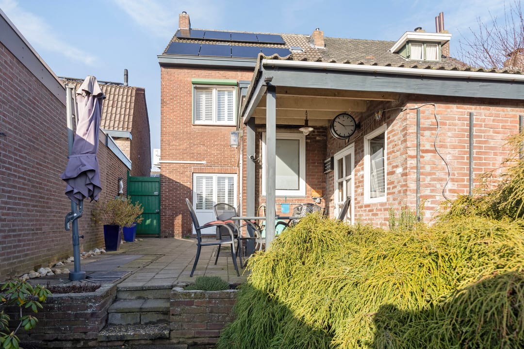 Photo 32 of Bredeweg 377