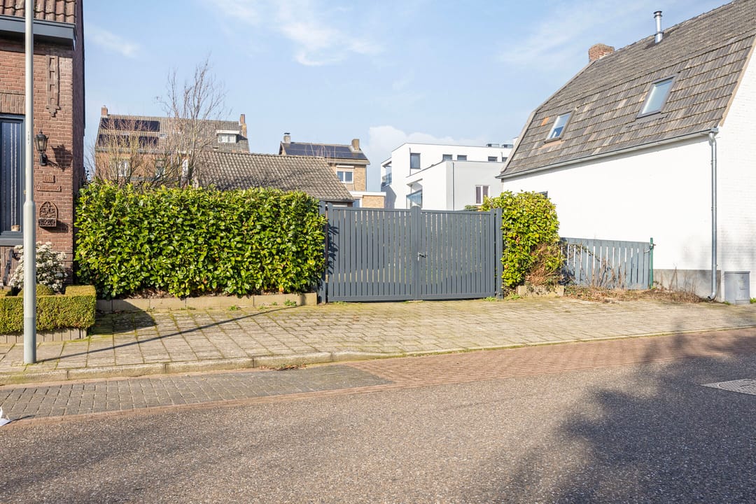 Photo 38 of Bredeweg 377