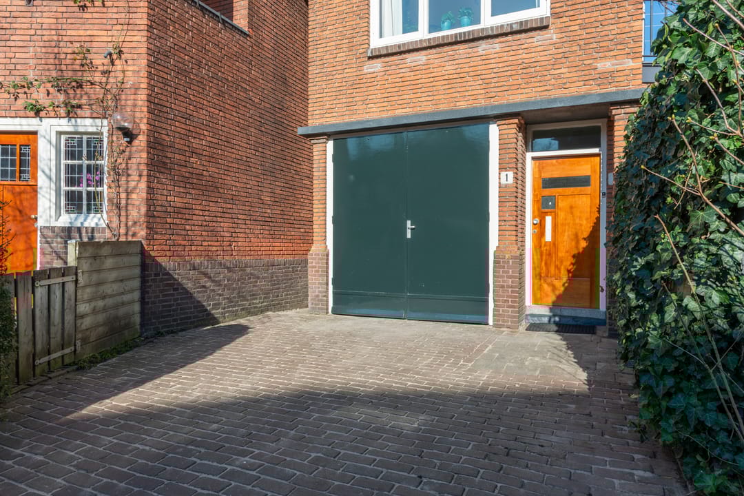 Foto 37 van Robert Schumannstraat 1