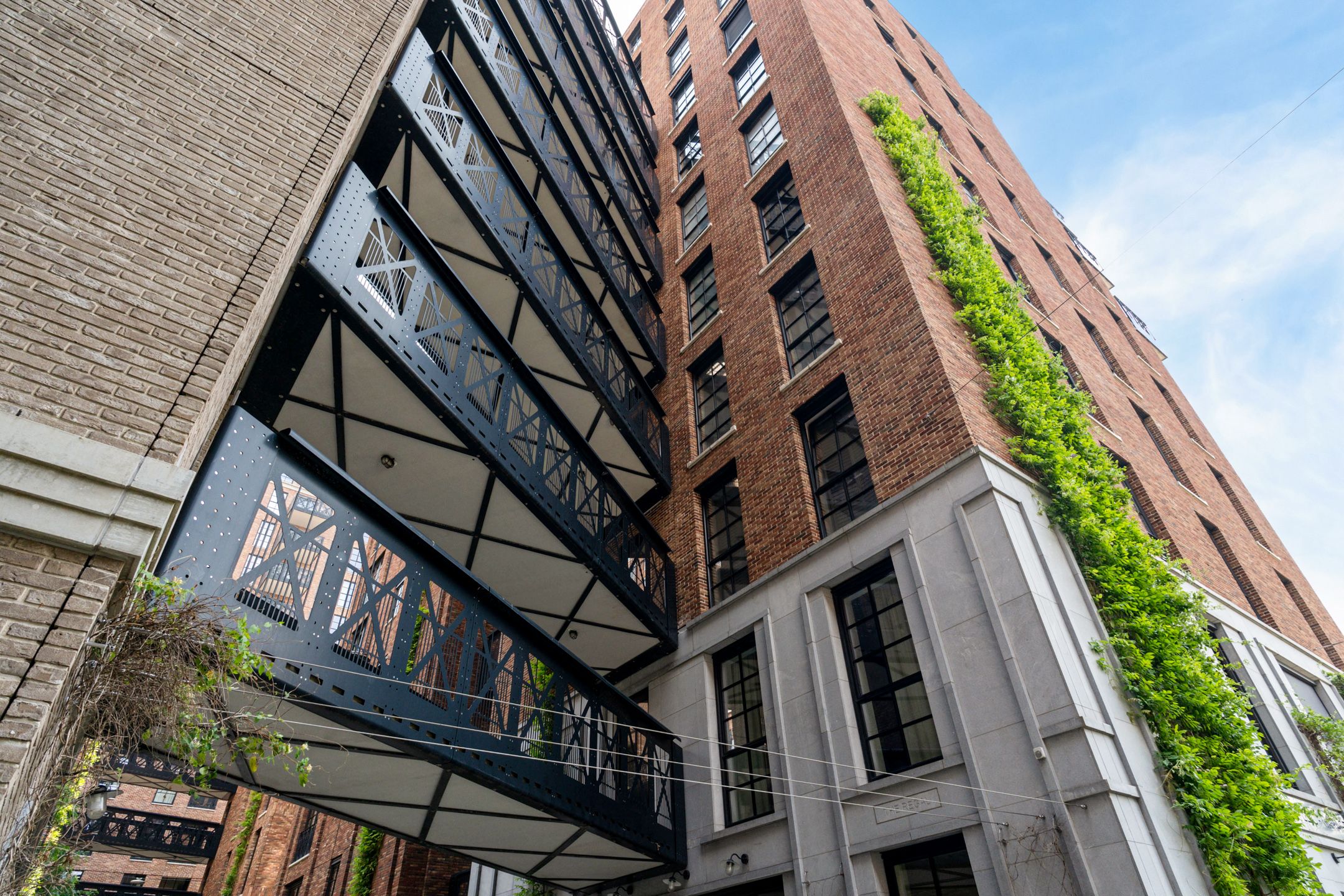 Photo 9 of Abraham Tuschinskistraat 61