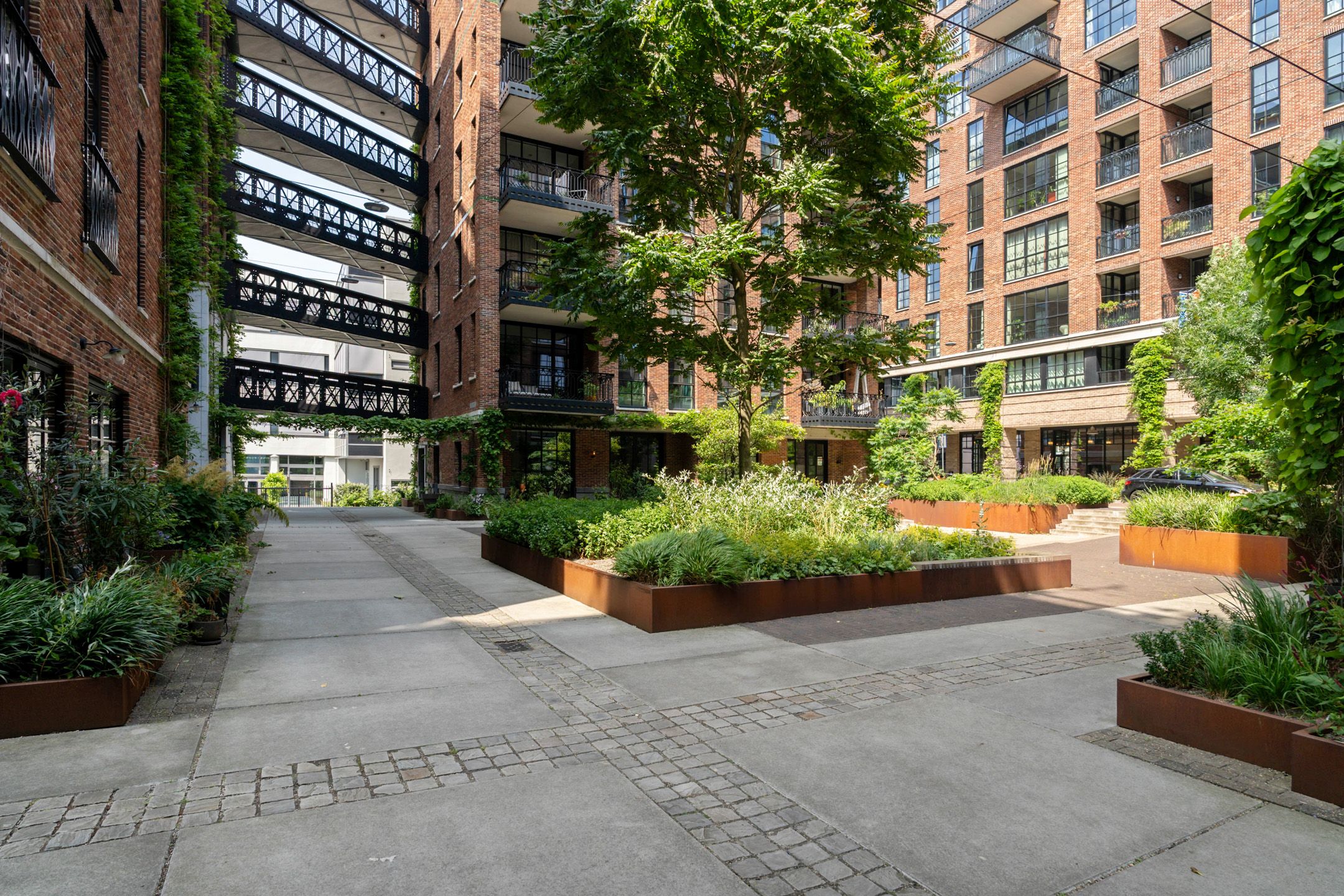 Photo 12 of Abraham Tuschinskistraat 61