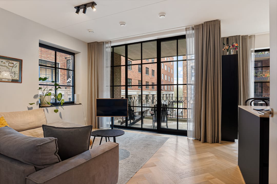 Photo 41 of Abraham Tuschinskistraat 61